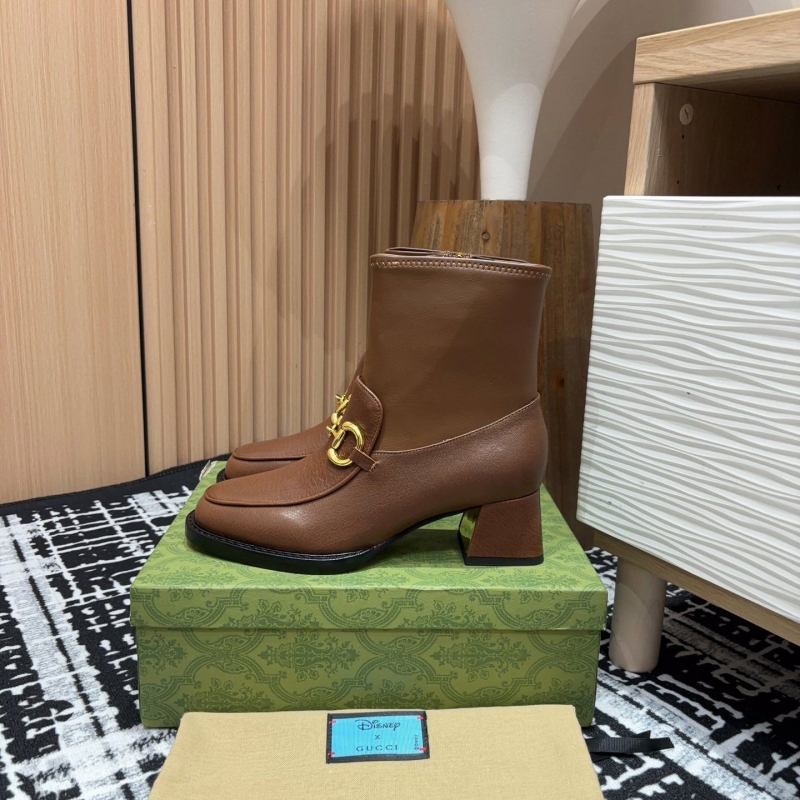 G*u*i boots